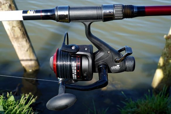 Катушка c байтраннером Carp Expert Long Cast Method Runner 6000
