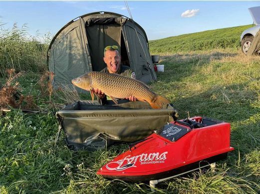 Кораблик для прикормки Фортуна (27000 mAh) з ехолотом Toslon300 Красный