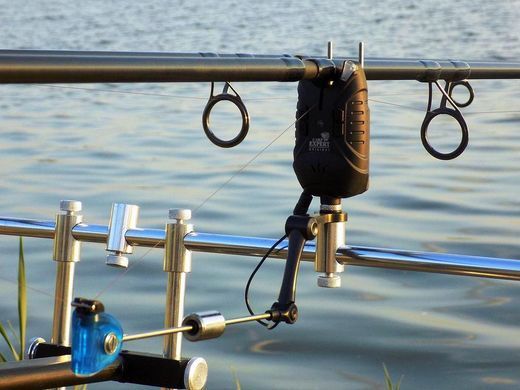 Набор беспроводных сигнализаторов Carp Expert Tevere (4+1) 150 м.