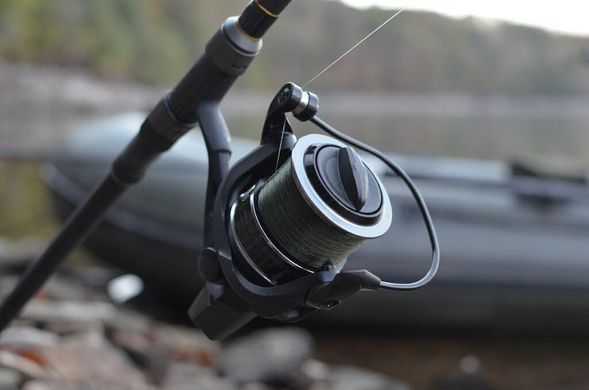 Катушка Okuma INC-6000 Baitfeeder 3+1BB 5.3:1